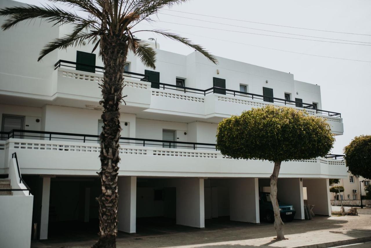 Ovis Hotel Apartments Ayia Napa Luaran gambar